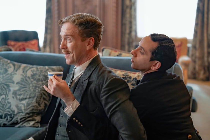 «Fackham Hall»: cuando el té de las cinco se sirve con un muerto y un carterista