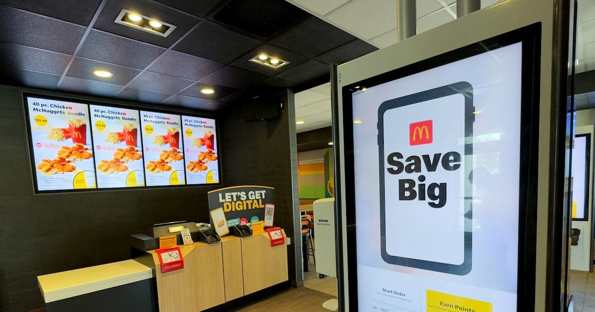 McDonald's delega en un algoritmo la decisión de cuánto cobrar en cada local
