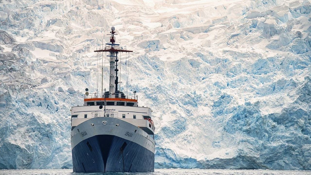 A Ushuaia hay que llegar antes: la logística que nadie te cuenta para cruzar a la Antártida