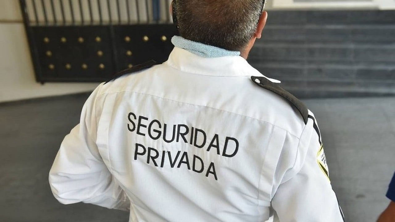 Sueldo de vigilador privado: en octubre el total de bolsillo de la categoría general trepó a $1.838.200