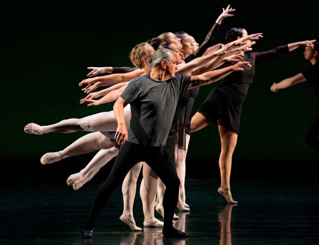Una noche de cuerpos que cuentan: el elenco de El Baile Infinito sale a escena en el Español
