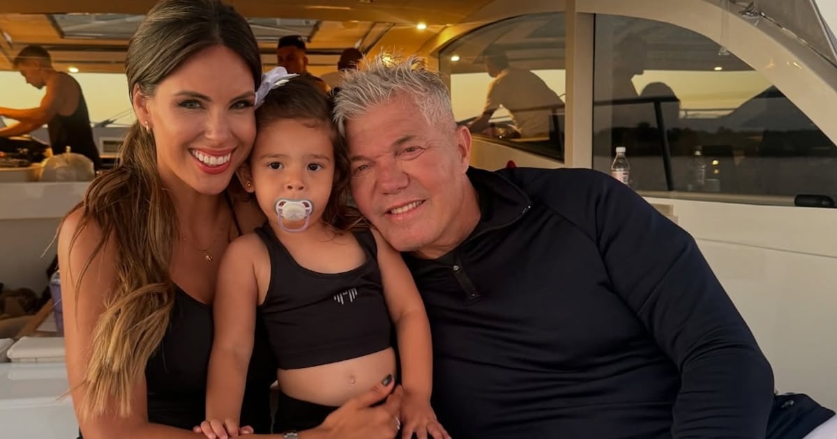 Sarah, la hija de Barby Franco y Burlando, recibió el documento que su madre esperó durante años