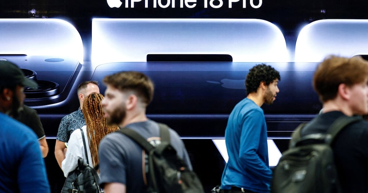 El precio de la inteligencia artificial: cómo la carrera por los centros de datos encareció el iPhone 18 Pro y le complicó las ventas a Apple