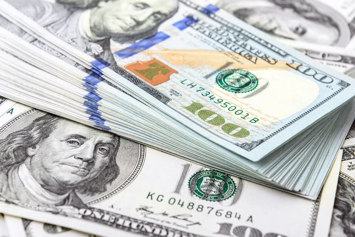El dólar oficial retoma la rueda sin variantes luego del feriado, en un contexto de inflación que sigue cediendo en la Ciudad