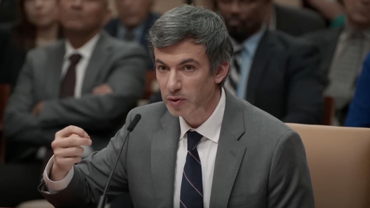 Cuando una serie se sube al avión y termina en el Senado