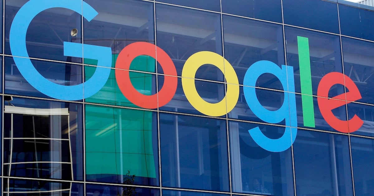 Alphabet apuesta a lo nuclear: 4.300 millones de dólares para enchufar su inteligencia artificial a una red estable durante 20 años