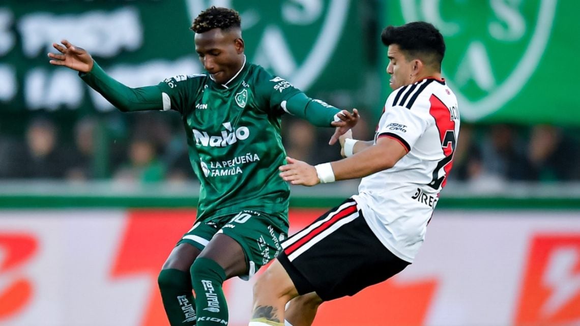 Junín le soltó la mano a River y Sarmiento se prende arriba