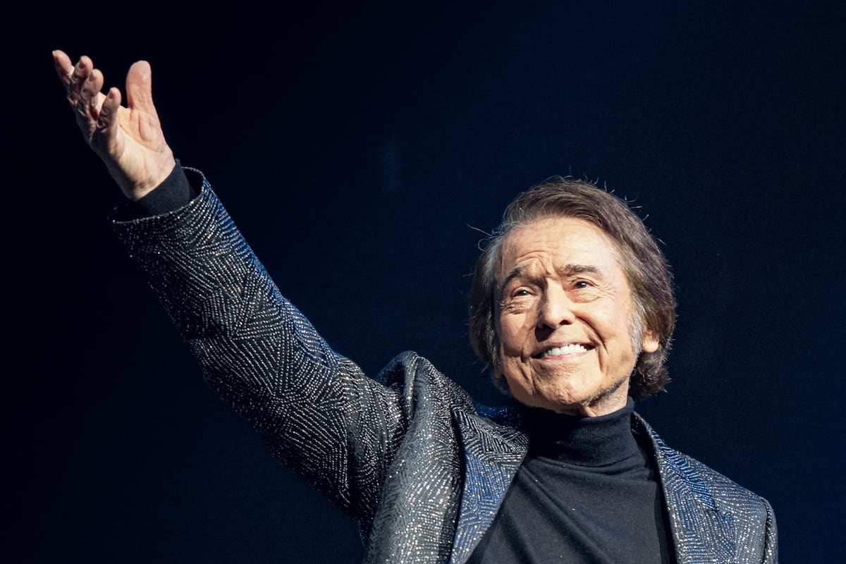 Una semana con Raphael: dos noches en el Gran Rex y la serie que le cuenta la vida de punta a punta