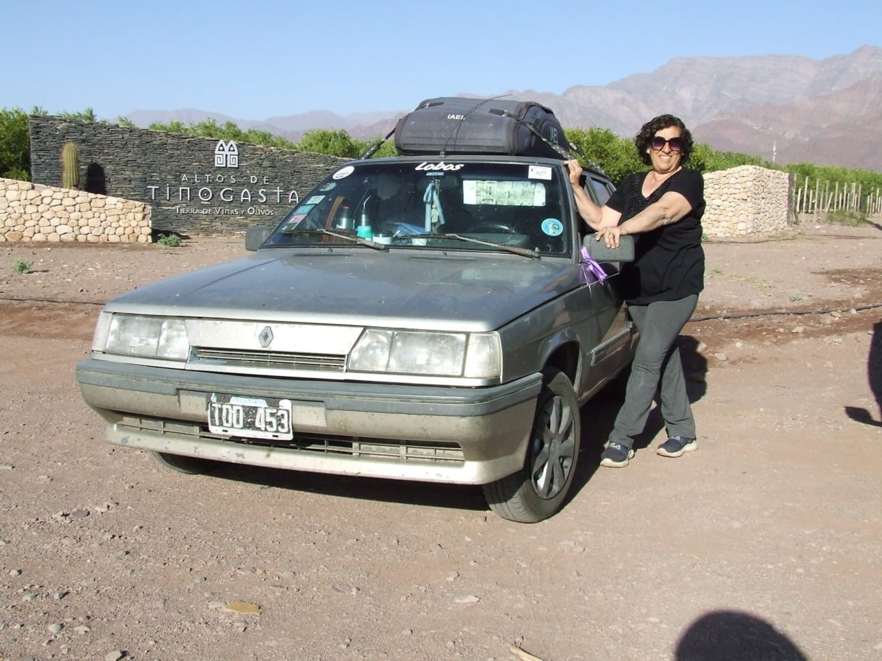 A los 63, Delia Torres dejó la agencia de viajes y se convirtió en viajera solitaria: lleva cinco años recorriendo la Argentina dentro de un auto transformado en casa