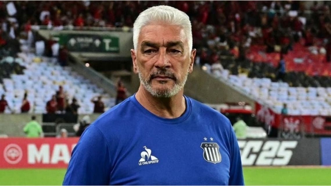 A De Felippe se le acabó la paciencia y Talleres se quedó sin respuestas en La Bombonera