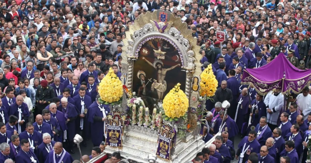 El Cristo Moreno volvió a las calles de Lima: la procesión del Señor de los Milagros atravesó el Centro Histórico