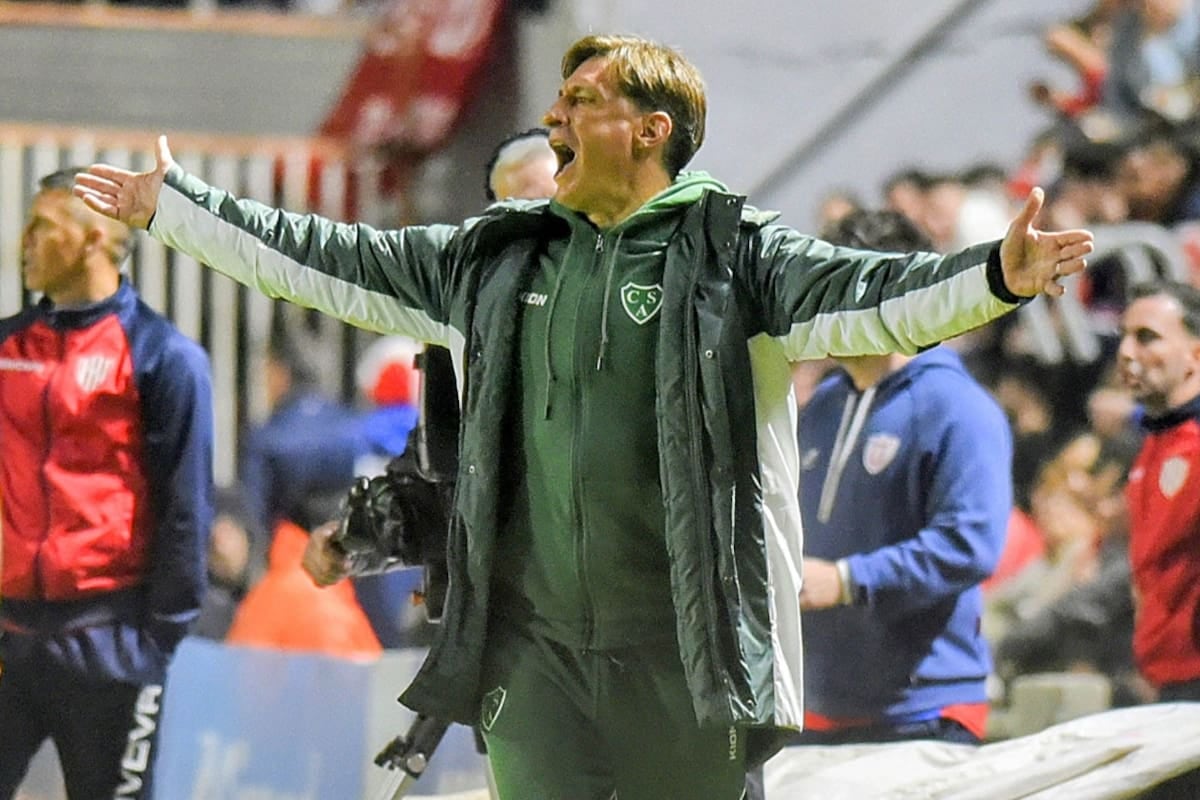 Sarmiento se quedó con las ganas y la bronca: el VAR le bajó el 2-1 en el final