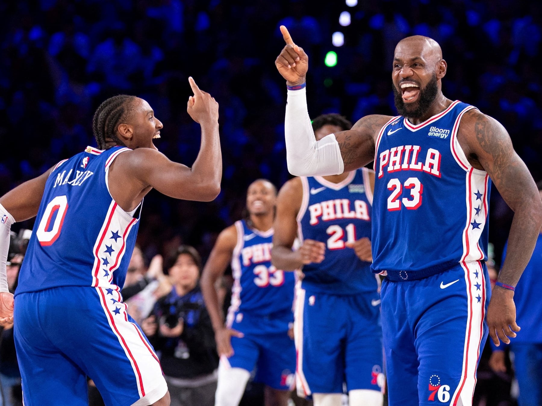 Philadelphia dio vuelta una goleada y París festeja su