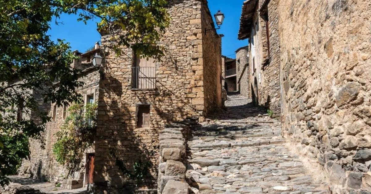 Montañana conserva la vida y la piedra de un pueblo medieval del Pirineo