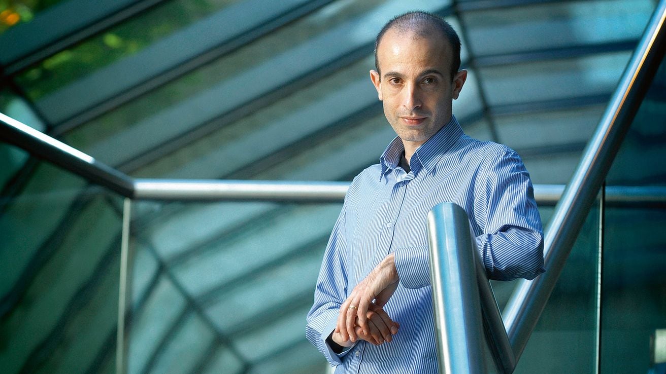 Harari advierte que la inteligencia artificial podría volver incomprensibles las finanzas en dos décadas